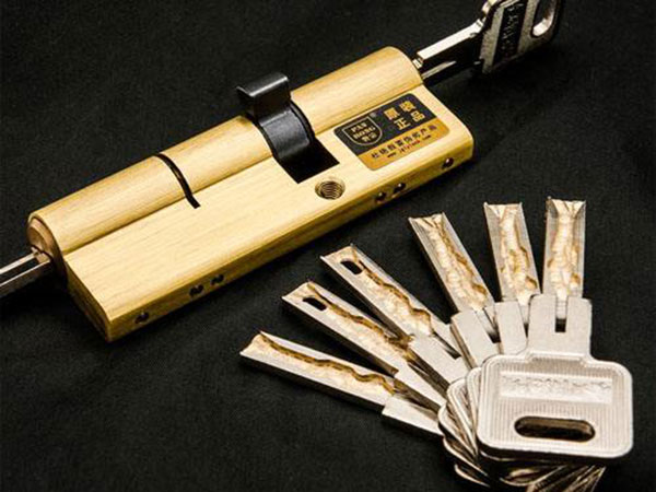 江城24小时上门开锁公司